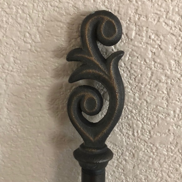 3 Curtain Rods - Picture 3 of 4